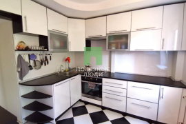 Трехкомнатная квартира 